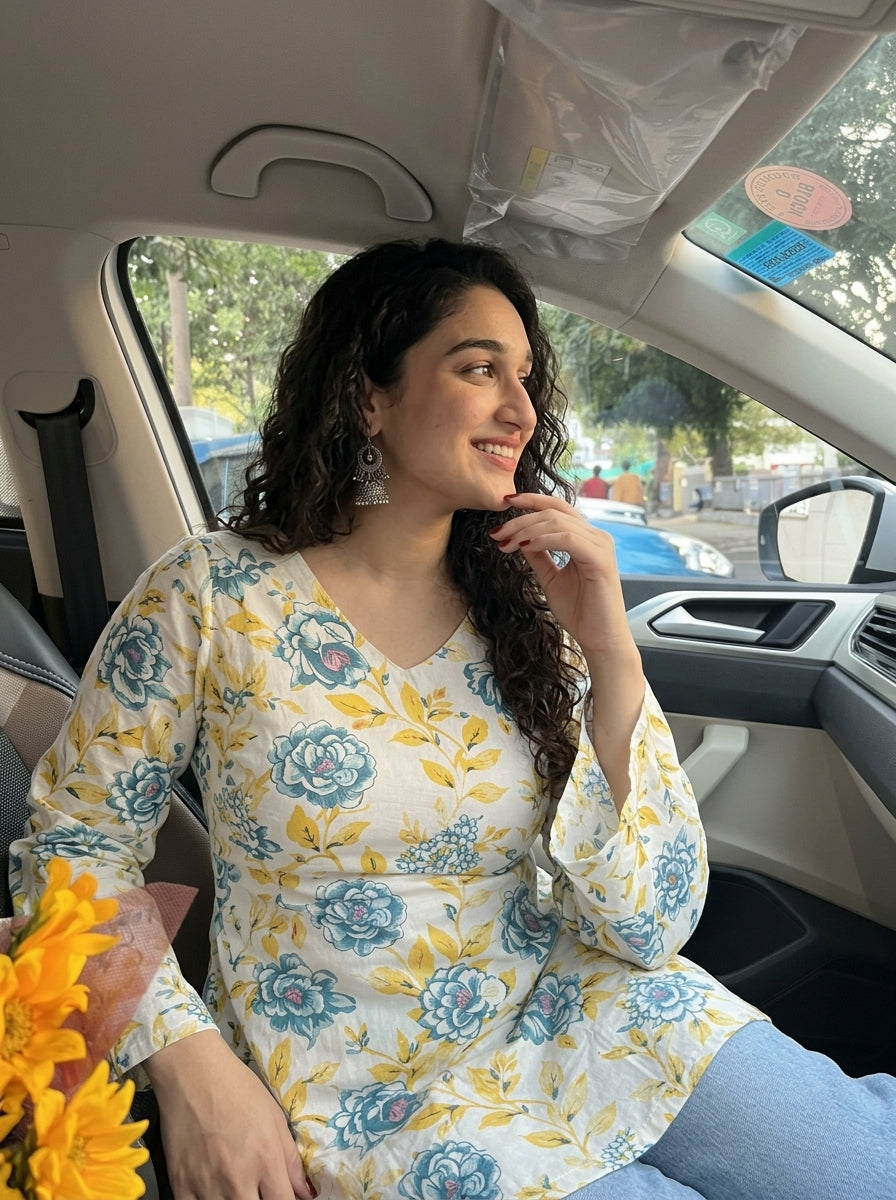 White Floral Printed Casual Kurti